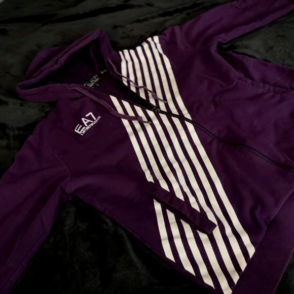 Emporio Armani deep purple hoodie women’s size medium - Picture 5 of 10